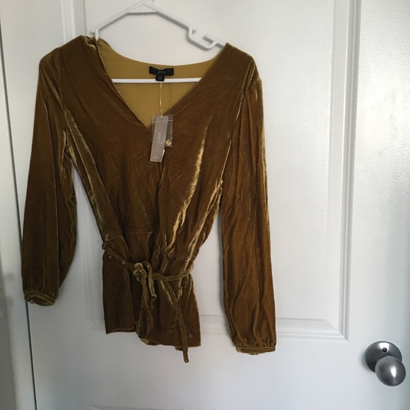 NWT J. Crew Yellow Crushed Velvet Wrap Long Sleeve Top - Picture 3 of 6